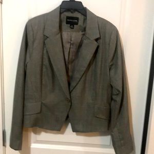 Executive Clothing size 16 fully lined blazer grey single button w/front pockets